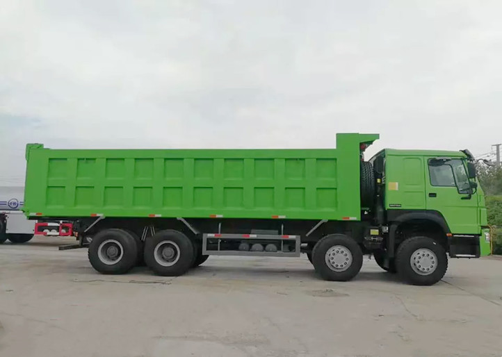 Good Pice Howo Tipper 371 8X4 Dump Truck - Image 2